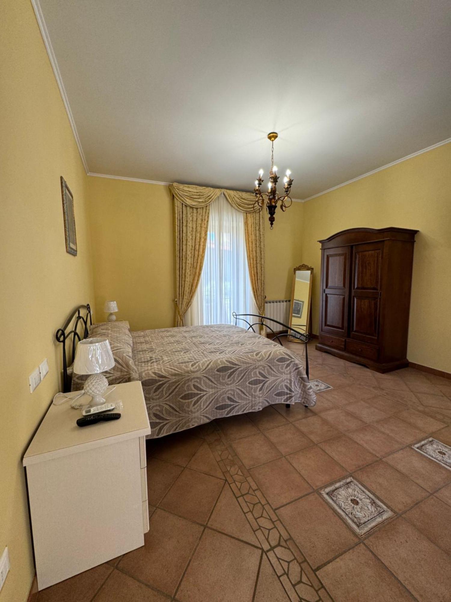 Casa Pepe - Fondi Vertice Rooms Екстериор снимка